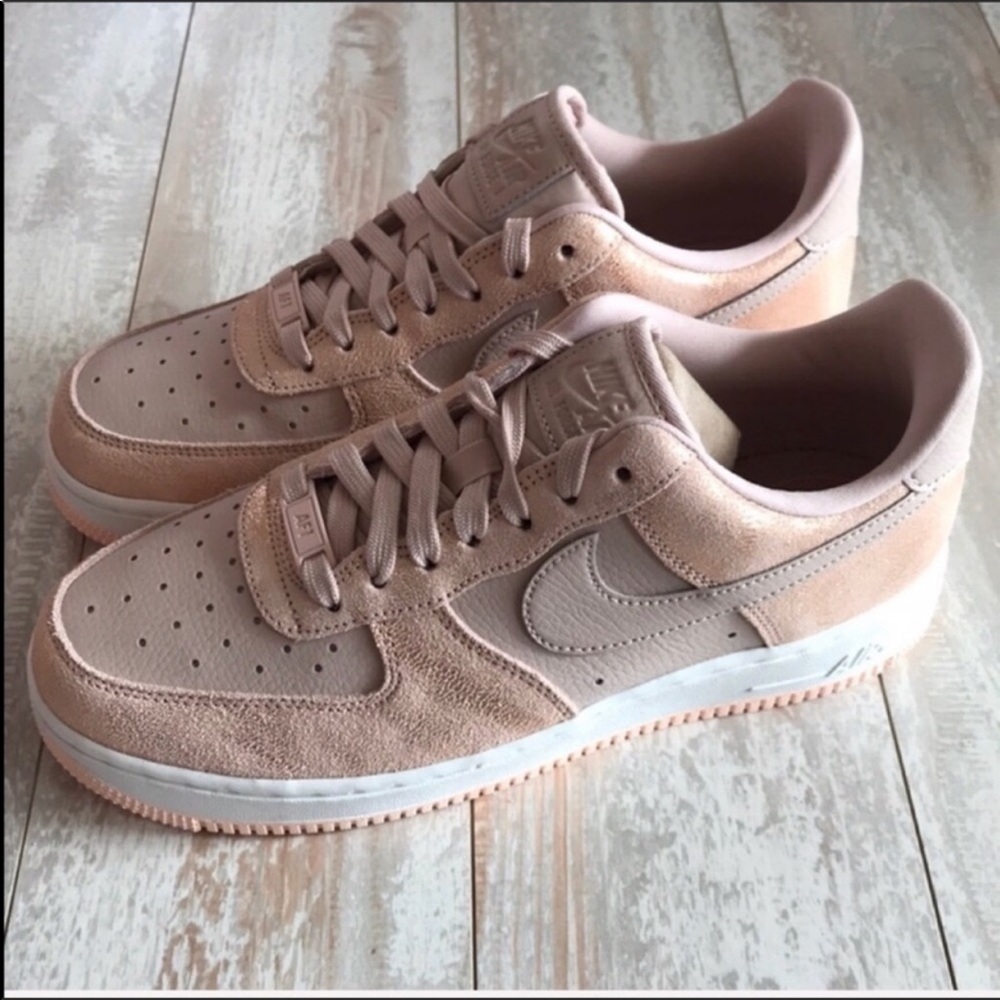 NWT Nike Air Force 1 Premium Rose Gold - Picture 7 of 8
